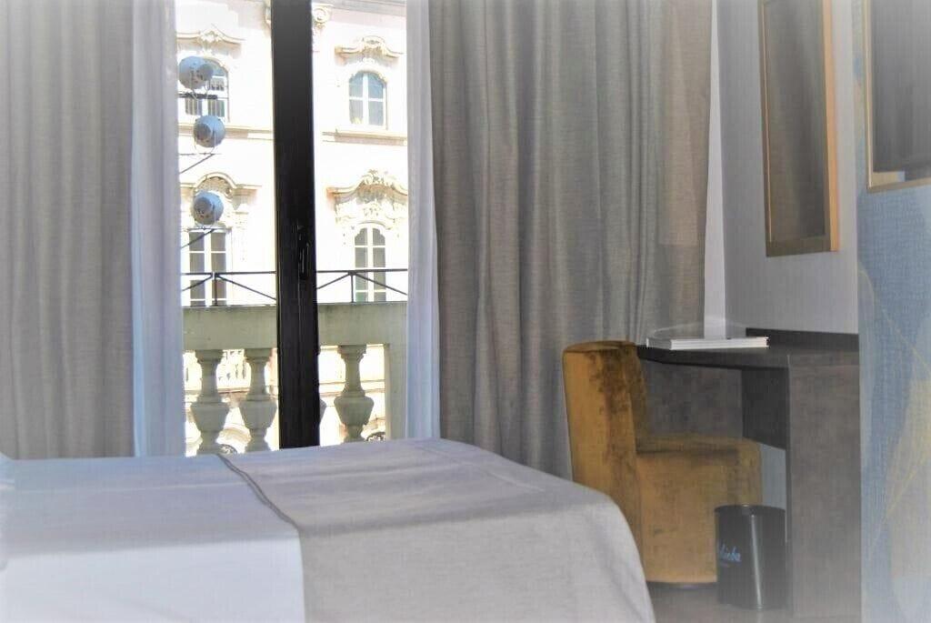 Mokinba Hotels King Milan Luaran gambar