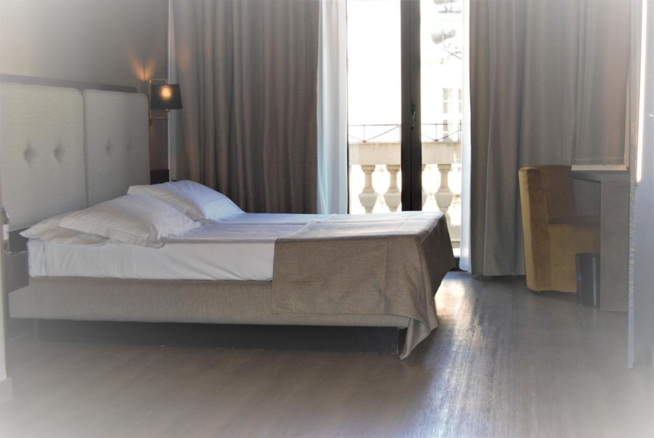 Mokinba Hotels King Milan Luaran gambar