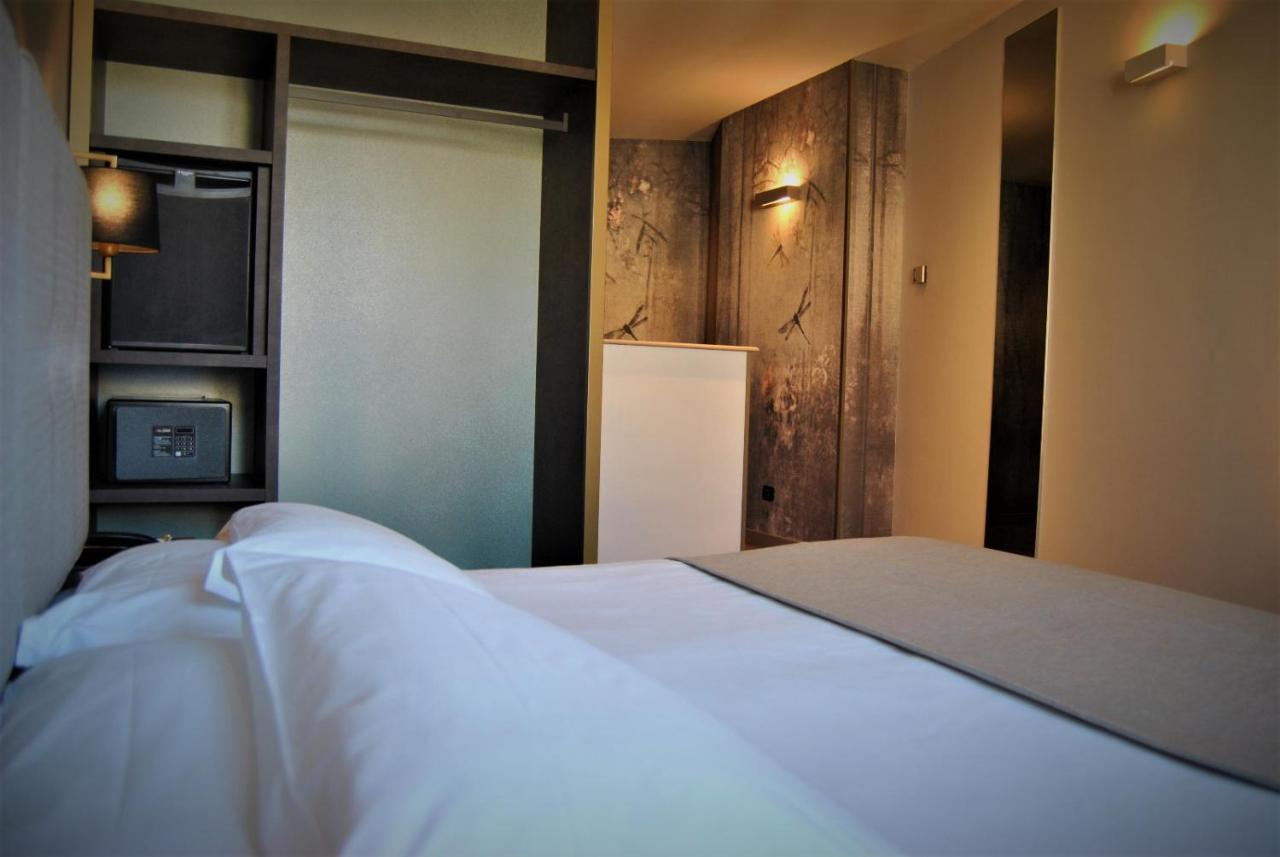 Mokinba Hotels King Milan Luaran gambar